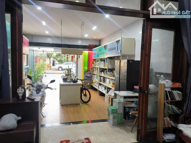 NHÀ 3 TẦNG MẶT TIỀN HÒA XUÂN CON ĐƯỜNG HUYẾT MẠCH - VĂN TIẾN DŨNG, Đ. 10,5M KINH DOANH_ HI
