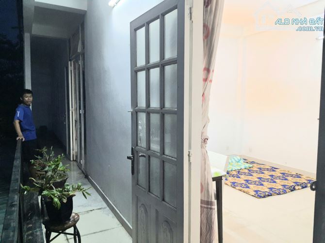 CHO THUÊ nguyên sàn tầng 2 TK: 2PN+WC+tách Bếp - THOÁNG MÁT - FULL TIỆN ÍCH