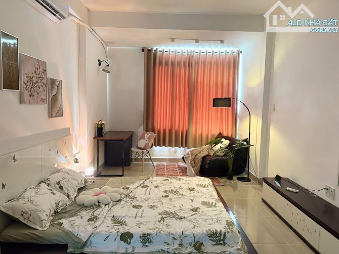 Cho Thuê Studio Cửa Sổ Full Thoáng Mát Gần Vạn Hạnh Mall