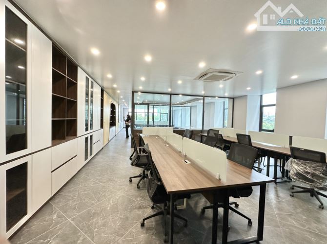 Hàm Nghi, sàn 120m2 đẹp lung linh chính chủ cần cho thuê gấp giá 15 triệu