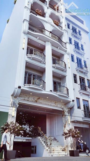 BÁN TÒA APARTMENT/KHÁCH SẠN NGUYỄN HOÀNG - 156M2 X 9 TẦNG 24 PHÒNG