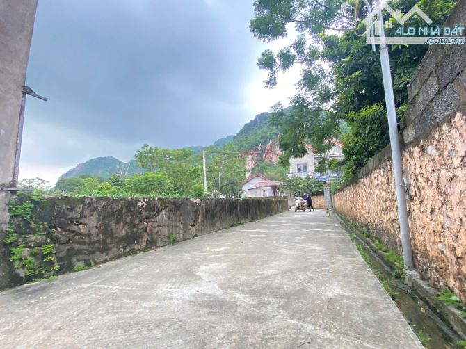 Mảnh đất 2150m2 xã Tân Tiến-Xuân Mai, có 300m2 ONT, phân lô cực đẹp, cách QL21 chỉ 200m