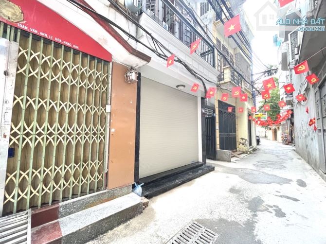 Ngõ 85 Xuân Thuỷ - 43M x 4 Tầng - Ngõ Ô TÔ - Nhà Dân XâY - Ở hoặc Kết Hợp Kinh Doanh Đỉnh.