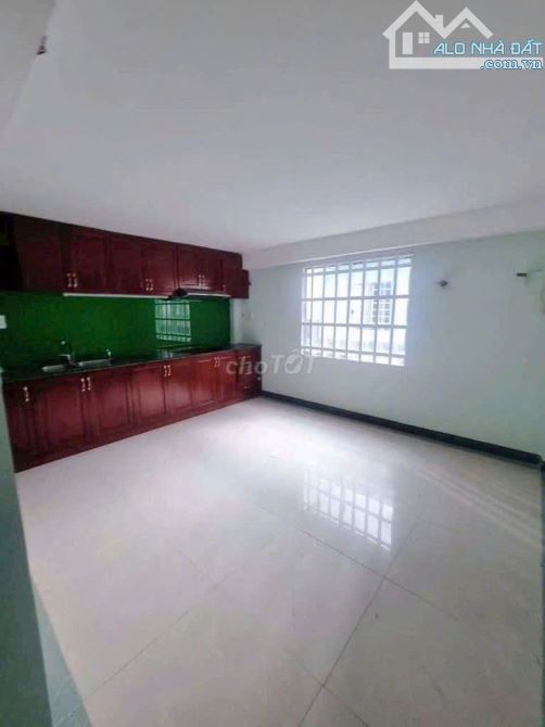BÁN GẤP NHÀ MT BÌNH TÂY Q6 (4,5X15) 5 TẦNG. CHỈ 15 TỶ