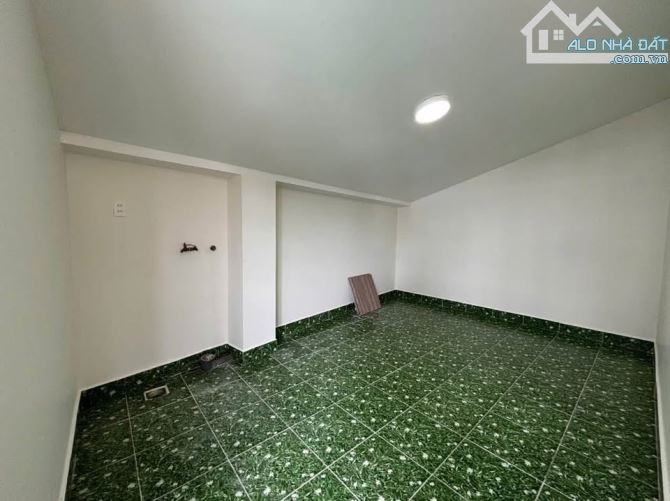 BÁN NHÀ HOÀN CÔNG MẶT TIỀN ĐƯỜNG NGUYỄN CÔNG TRỨ