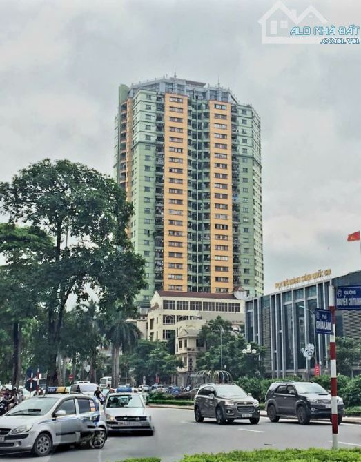 Chung cư cao cấp 71 Nguyễn Chí Thanh 96m² 3pn full nội thất nhỉnh 9 tỷ