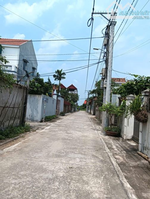 42,2m đường rộng ô tô chánh 👉 tự nhiên -thường tín