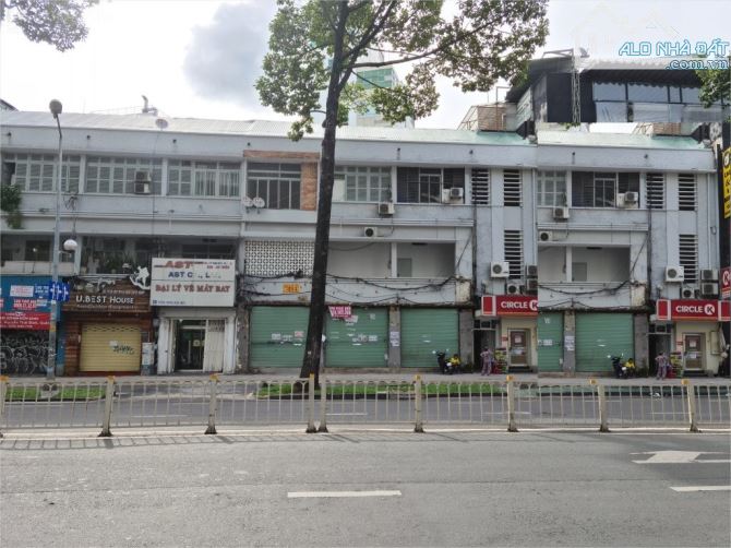 Bán 4000 M2 đất 2 mặt tiền trung tâm thành phố vĩnh yên@65 tỷ