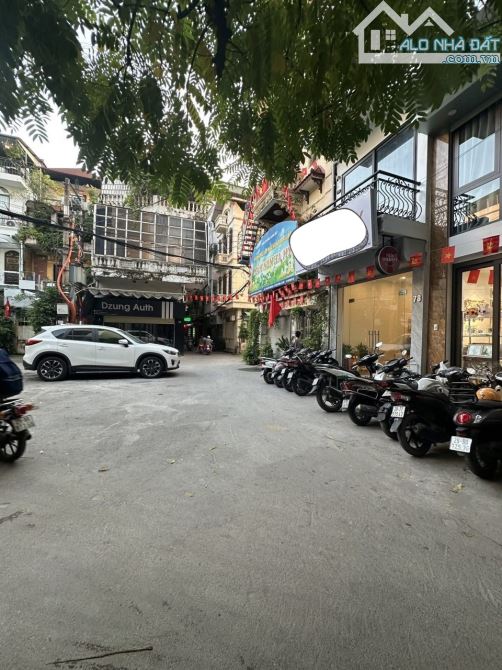 BÁN NHÀ PHÂN LÔ TÔN ĐỨC THẮNG ĐỐNG ĐA - 41M 7T MT 3.6M - 5 OTO TRÁNH LÔ GÓC NGÕ THÔNG
