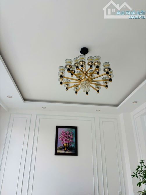 Siêu phẩm nhà phố Mê Linh – Hoàn công – Full nội thất – Giảm sốc 1 tỷ!