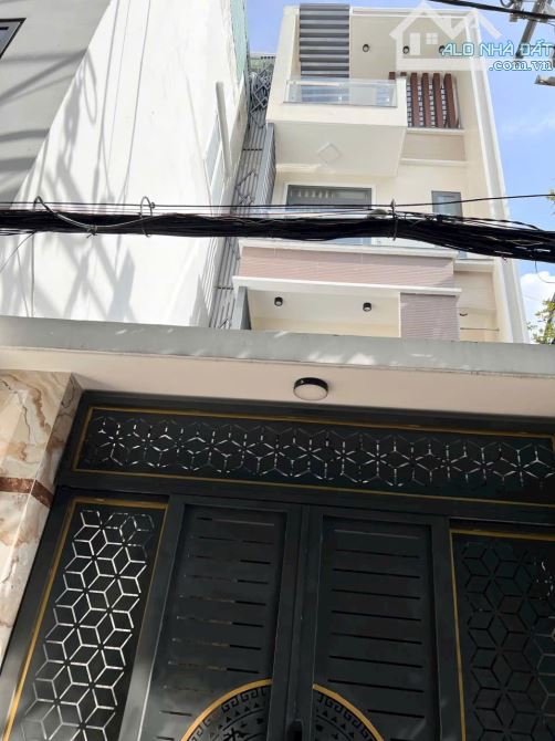 MẶT TIỀN KINH DOANH 4 TẦNG CẦM BÁ THƯỚC P7 PHÚ NHUẬN GIÁ RẺ 14.2 TỶ