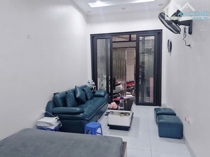Hiếm! Bán Nhà Mặt Phố Lương Văn Can – Bồ Hoả – Ngõ Thông – Ô Tô Đỗ Cửa – Trung Tâm Hà Đông