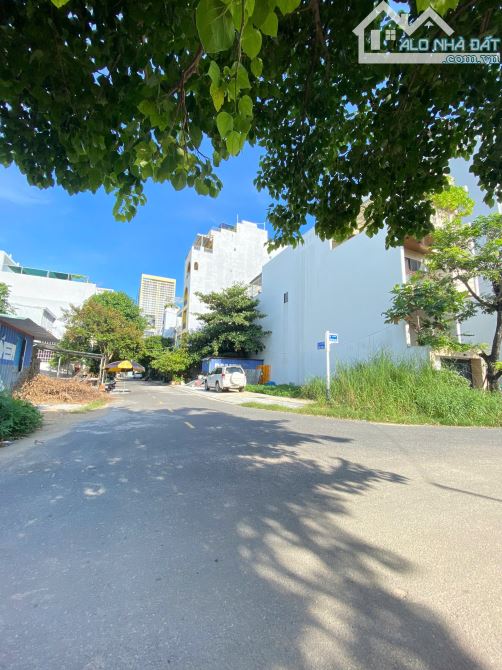 🌟GIÁ CỰC SỐC! GÓC 2MT NGUYỄN ĐÌNH 220M2 NHỈNH 22TY NGAY BIỂN.