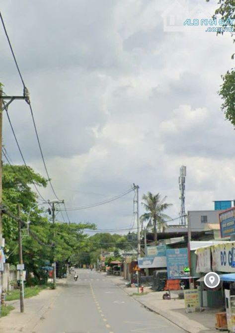 Bán đất 3 mặt tiền 8100m2 giá 20 triệu/m2 Đường Dương Công Khi