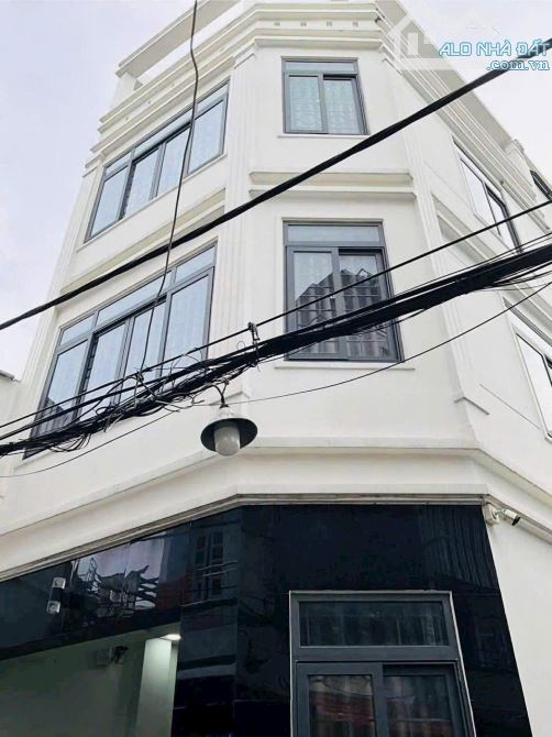 6.3 tỷ - bán nhà góc 4 tầng Nguyễn Văn Công GV. DT 4mx14m, 4PN, hẻm thông