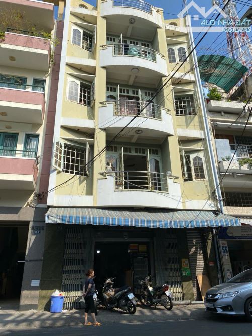 Cần bán nhà mặt tiền 53 Đất Thánh Phường 6 Quận Tân Bình