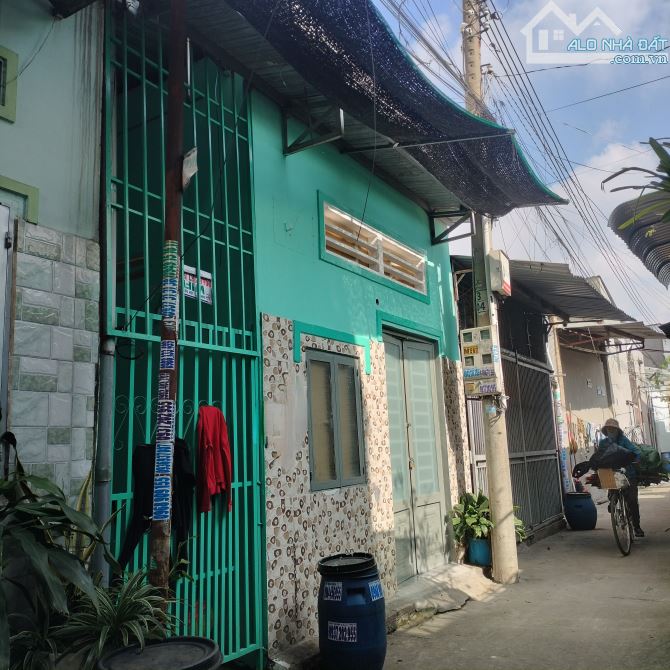 Bán nhà cấp 4 + 4 phòng trọ - Ngay KCN Sóng thần - Dĩ An - Bình Dương