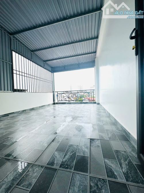 Bán nhà độc lập lô góc phố Thiên Lôi, nhà độc lập khung cột. Hàng mới nóng hỏi