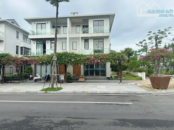 ‼️ Bán Nhà Biệt Thự 3 Tầng 3  Mặt Tiền Thoáng KĐT ECoGarden - Trục Cổng Chính Đi vào