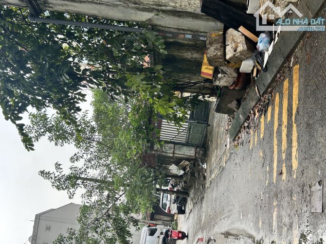Phố Bùi huy Bích - quận ủy hoàng mai