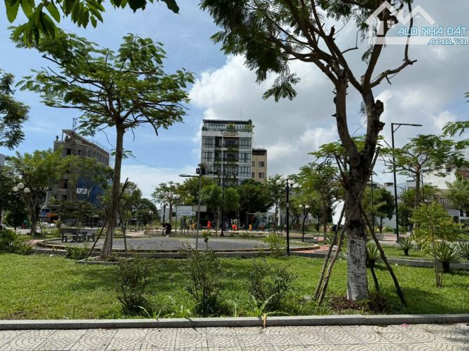 Nhà 3 tầng mới đẹp khu Khuê Mỹ Đông - View Công viên - Giá 18 tỷ xx