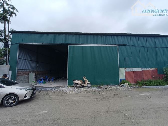 Cho thuê kho đường Lê Trọng Tấn, Hoài Đức, HN. DT 700m, cao 6m, xe công đỗ cửa. Giá 65k/m/