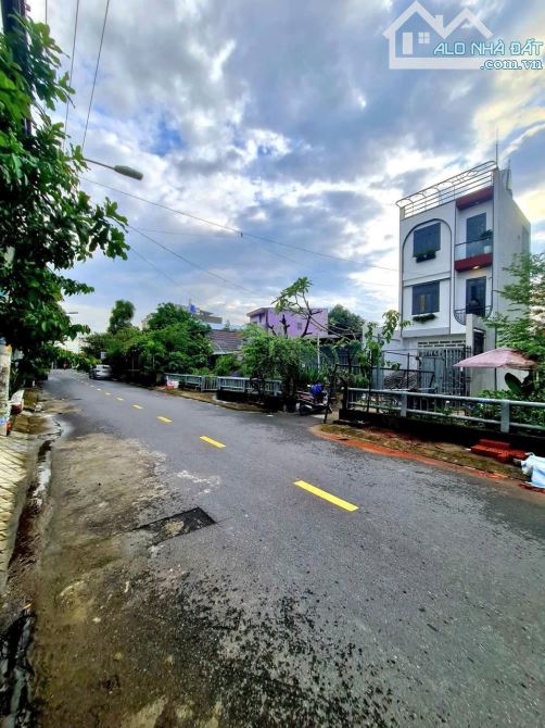 NHÀ MỚI Ở LIỀN MẶT TIỀN ĐƯỜNG QUỚI AN PHƯỜNG THỚI AN- GIÁ CHỈ 5 ĐỒNG XÍU.  👉 đường thông