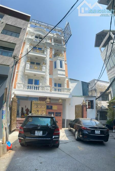 BÁN NHÀ HẺM XE HƠI TRẦN QUANG KHẢI P. TÂN ĐỊNH, QUẬN 1, TP. HCM