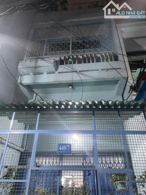Bán nhà 4 tầng đường Phan Văn Trị phường 7 Quận 5, 52m2 chỉ nhỉnh 9 tỷ