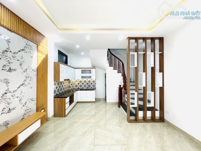 VẠN PHÚC - HÀ ĐÔNG,NHÀ MỚI 5 TẦNG - MT 4.3M - OTO ĐỖ CỬA - CÓ SÂN RỘNG ĐỂ XE