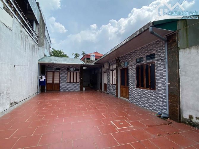 GIÁ TỐT  NHỈNH 5 TỶ NHÀ 243m2 TÂY ĐẰNG,  HÀ NỘI