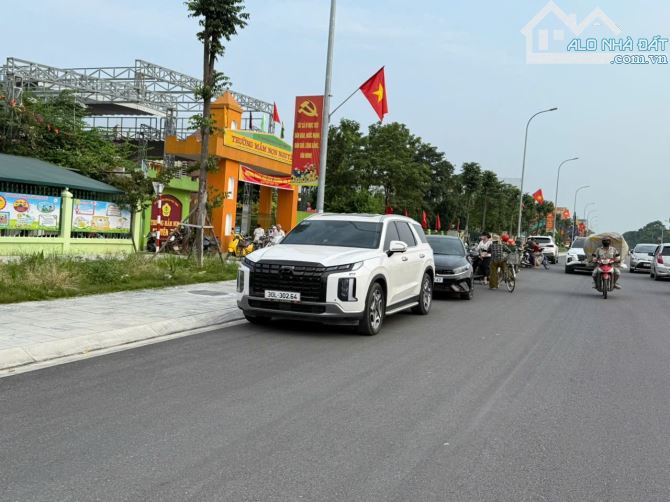Bán gấp 112m2 đất Nguyên Khê(Phúc Thịnh) hàng xóm tái định cư,kinh doanh cực đỉnh nhỉnh 11
