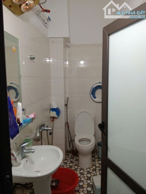 Nhà mới dân xây 5 tầng xóm 6 Đông Dư, Bát Tràng, Hà Nội