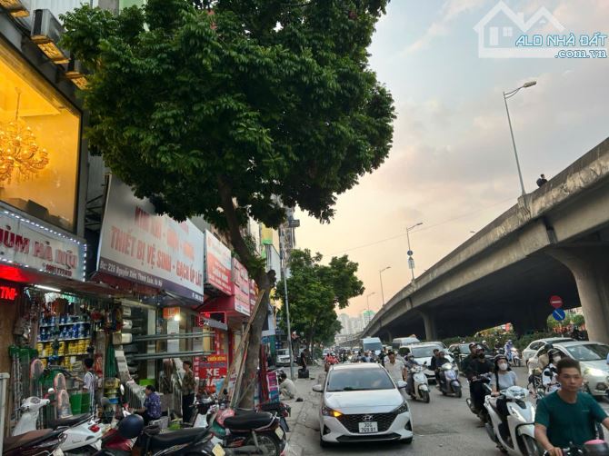 Duy nhất- Mặt phố Nguyễn Xiển - Thanh Xuân, Dt 42/46m2 x 6T, KD - Ô tô đỗ, giá 21,x tỷ