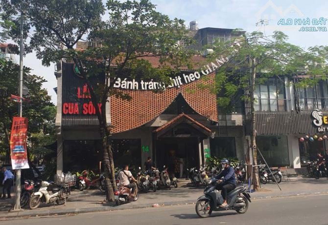 HOT! Mặt phố Huỳnh Thúc Kháng, mặt tiền 40m, vị trí đắc địa kinh doanh đỉnh cao