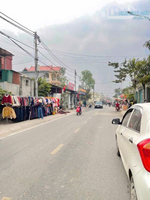 NÓNG : ĐẤT BỘT XUYÊN TRUNG TÂM HÀNH CHÍNH XÃ FULL THỔ CƯ MÀ CHỈ CÓ 13TR/m