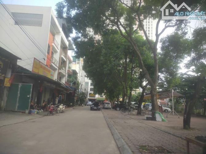 Cần bán gấp mảnh đất tiềm năng Sinh lời cực lớn. Giá cực hấp dẫn. Vân hà thư Lâm HN