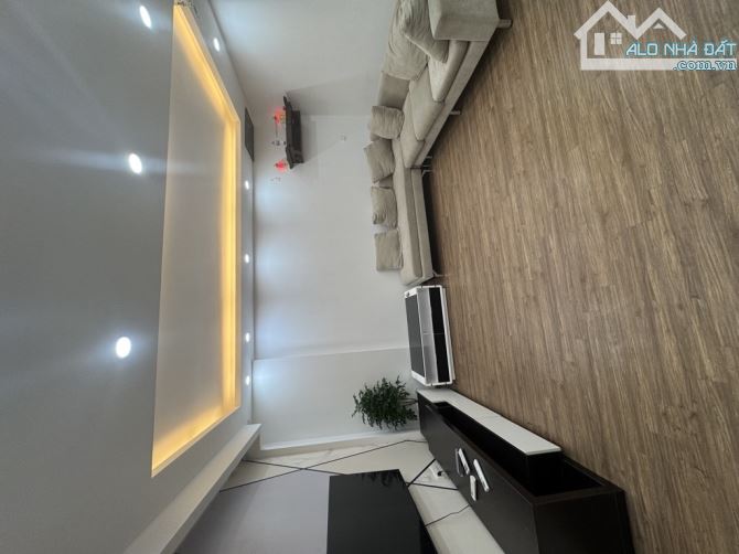 Căn hộ CT2B KDTM Nghĩa Đô - 71m2 - 2N2VS - Full nội thất - Sổ đỏ chính chủ