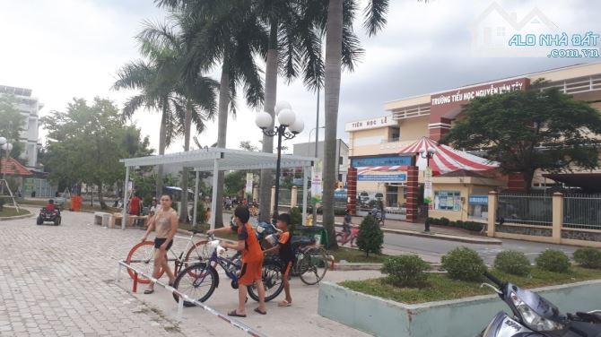Bán Nhanh Lô Đất Đẹp Hẻm Xe Hơi Ngô Chí Quốc DT 52m Sau Lưng Chợ Đầu Mối Thủ Đức