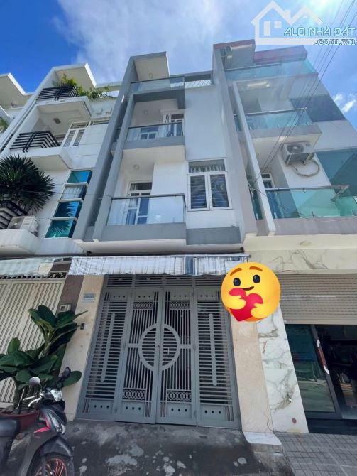 Dòng tiền 45tr/tháng, Tân Bình, 1 trệt 3 lầu, 7 phòng ngủ, 4x14m vuông, chỉ 7.7 tỷ