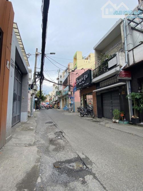 BÁN NHÀ KINH DOANH CHO THUÊ CỰC TỐT NGUYỄN ĐÌNH CHÍNH - PHÚ NHUẬN GIÁ 4tỷ530/ 102m2