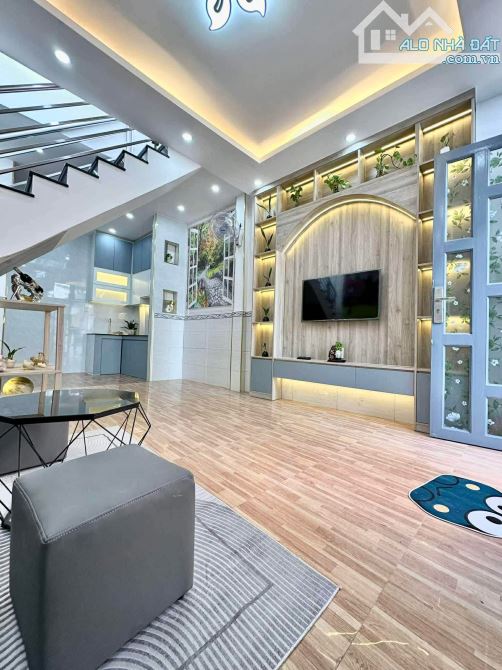 Nhà đẹp lung linh Gò Vấp, ngay Nguyễn Văn Công, 2 Tầng BTCT, chỉ 4.15 tỷ