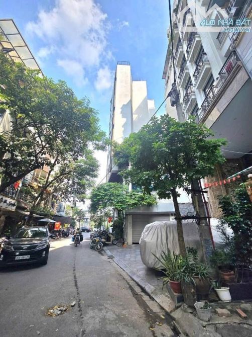 bán nhà Ngõ 135 Đội Cấn, Ba Đình, ô tô tránh, lô góc, 2 mặt ngõ DT 20m, 5 Tầng,