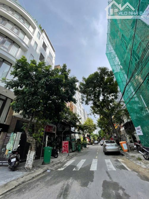 BÁN CẶP ĐẤT BIỂN MẶT TIỀN AN THƯỢNG 32 DIỆN TÍCH 155M2 NGANG 9M GIÁ BÁN : 37 TỶ. GỌI HƯƠNG