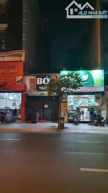 Cần bán gấp nhà siêu vị trí MT Đinh Tiên Hoàng, Q1_DT: 4.2x22m, CN: 76m2_Giá 30 tỷ