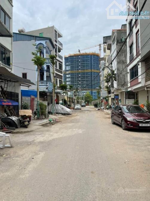 BÁN NHÀ SIÊU PHẨM AN DƯƠNG VƯƠNG TÂY HỒ 5,5 TỶ DT 38M2 MT 4,1M