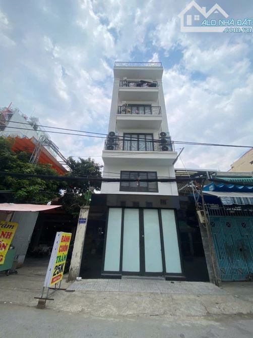 Bán tòa CHDV Bùi Đình Túy P24 dt 5x22 kết cấu 5 lầu 23P khai thác doanh thu ổn định