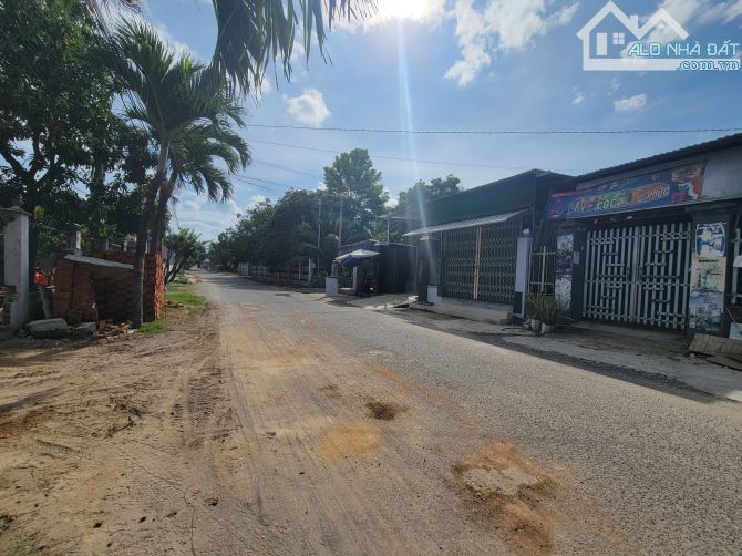 Bán đất thổ cư Cam Lâm 146m2 đường lớn 10 mét, quy hoạch 30 mét giá 2ty150