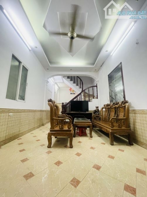 Bán nhà Hà Đông 1 phút ra Mêlinh Plaza Hà Đông 12,8 tỷ, 75m2 x 4 tầng, MT 6,5m, 2 thoáng.