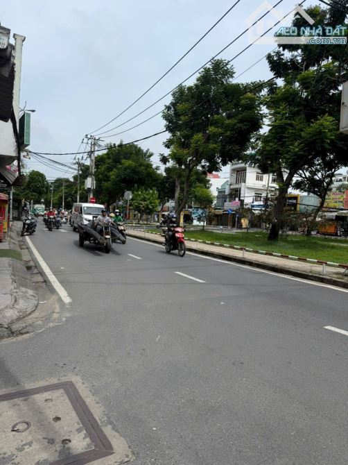 Cặp đất 4x26 mặt tiền đường số 8 - Kênh Nước Đen - Giá 8,3 tỉ